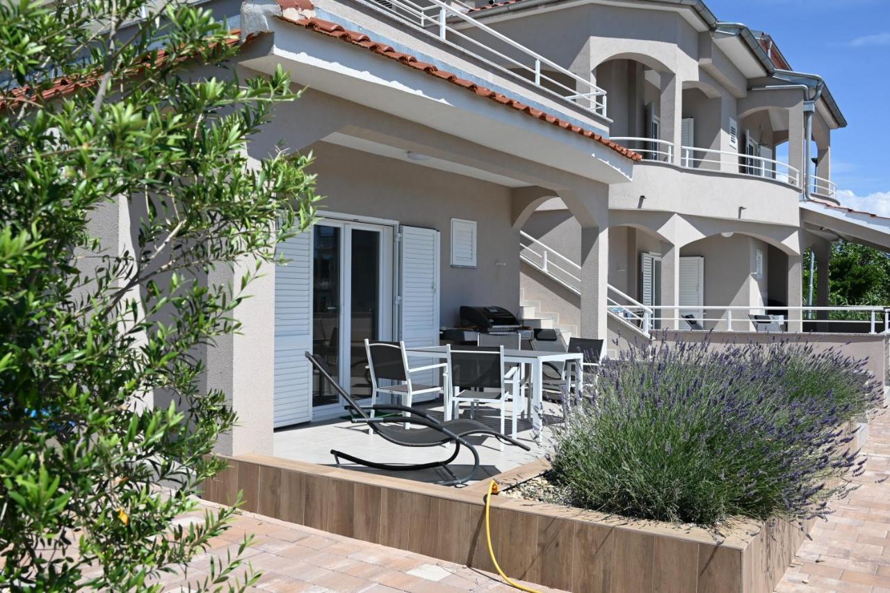 Villa Gehl Lopar Buitenkant foto